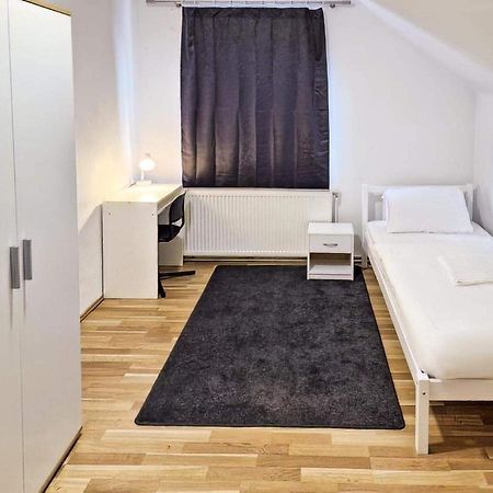 Adelin Einzelzimmer Albergue Viena Exterior foto