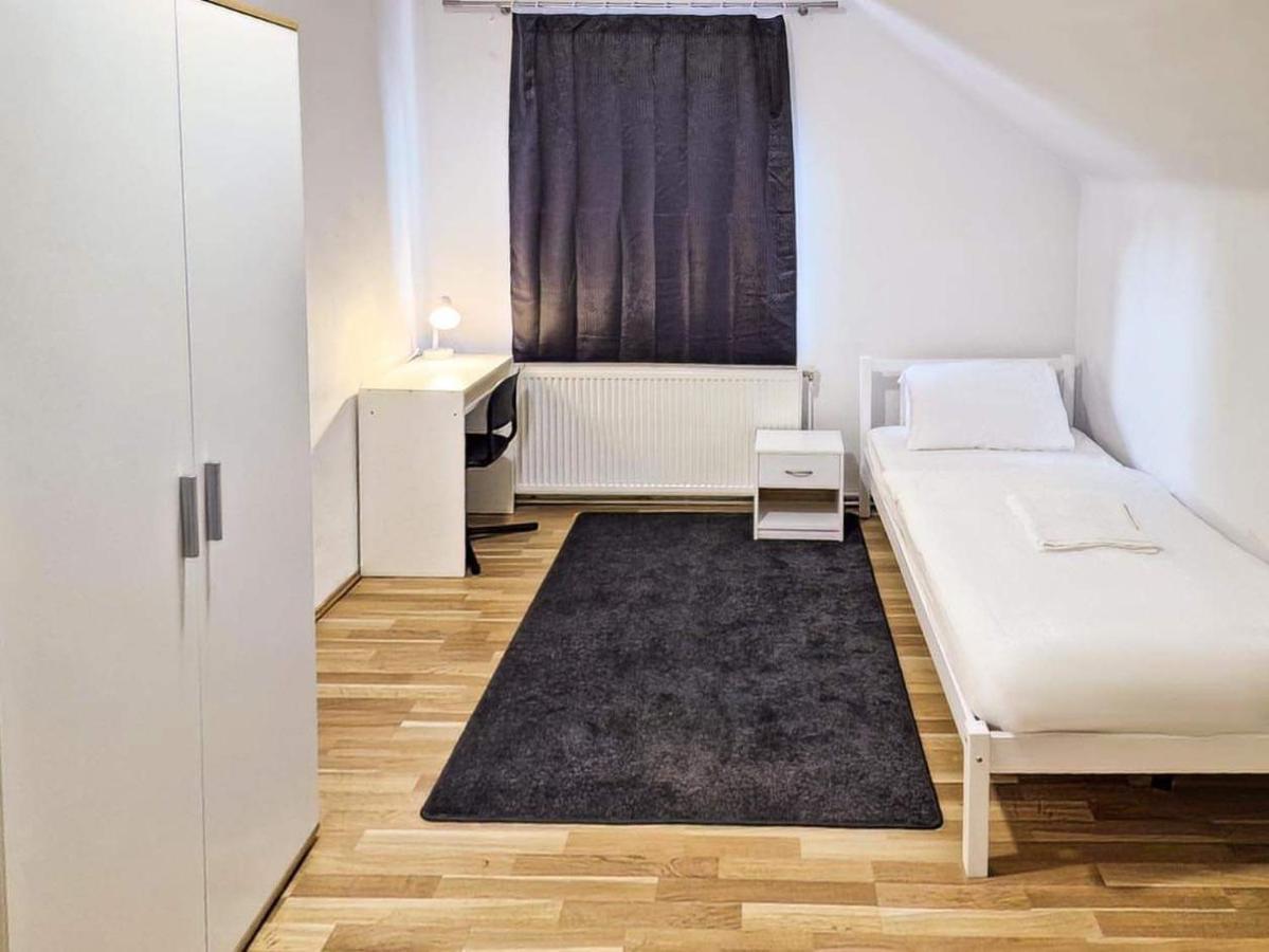 Adelin Einzelzimmer Albergue Viena Exterior foto